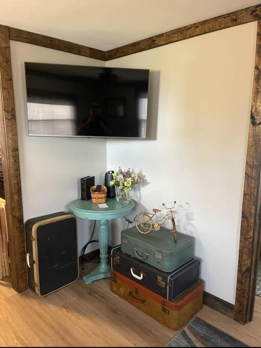 The Cozy Nest * Mount Airy